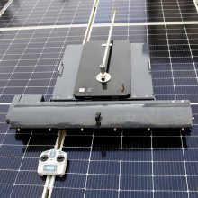 光伏发电板清洗机 屋顶光伏清洗设备 太阳能板清洗