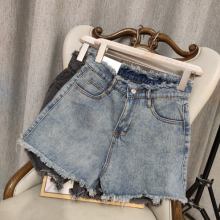 ���Ůʿ�̿��ļ��ƶ��̿�ʱ��Ůʿţ�п�ڵ�̯ȥ����β����Ԫţ�п�����