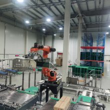 Ӧkuka KR180R2900жζά