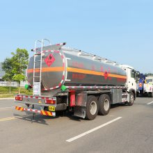 SINOTRUK HOWO 20000L-25000L Oil tanker truck ͹޳/ͳ