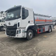 国六柳汽乘龙12吨油罐车 楚胜东风13方工地运输 全国包牌可按揭