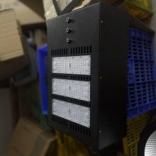 оLED򳡵200W㳡XPD-QC16