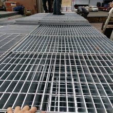 供应G255/30/100钢格板 电厂用热镀锌钢格板 平台踏步板