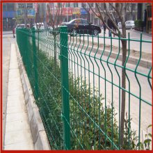 武汉公路护栏网 护栏网防护网 养殖围栏网公司兴来