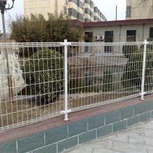 园林绿色防护网观光区围栏网隔离护栏网喷塑双丝护栏网