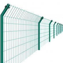 山东厂家供应公路防护网双边丝围栏铁丝网围栏护栏网批发