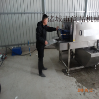 尚品牌SP-4000果蔬超市專用洗塑料周轉(zhuǎn)筐清洗機(jī)