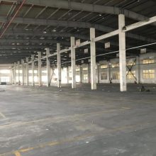 桥架的腐蚀等级对其使用寿命有何影响？