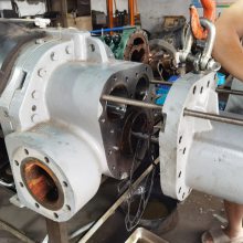 大金冷水机组蒸发器清洗维修保养 制冷剂R22复盛SRG-300进水