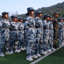 贵 阳大学军训服装现货定制服装厂重 庆海洋蓝色全棉T恤套装