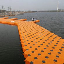 水面漂浮筒水上游乐便携式行走浮桥聚乙烯材质游船泊位浮筒