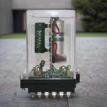 JOSEF约瑟 ZJJ-2A监视继电器 DC110V 3.1mA 板前安装 抗干扰性能强
