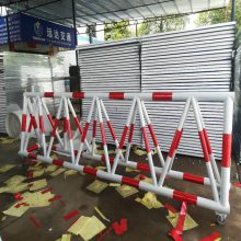 安检通道拦车防撞路障 可移动重型拒马防护栏