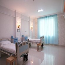 专业生产医用隔帘,医院病床隔帘布l***阻燃l防尘抗菌功能