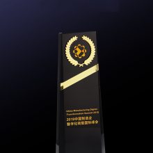 10周年庆典纪念品，黑色方柱水晶礼品摆件定做，深圳水晶厂家直销