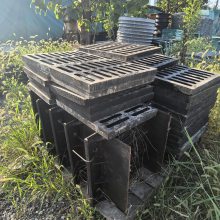 300圆铸铁雨水井盖污水井盖下水道窨井盖球墨铸铁厂家现货