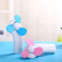 廠家直銷電筒手持迷你小風(fēng)扇 上班族學(xué)生手持二合一創(chuàng)意風(fēng)扇