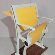 ����ѧУ������������ζ��� ��˼���Ҿ�