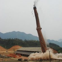 吊机防腐公司凉水塔爬梯刷油漆潜江新建20米砖烟囱