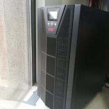 高频稳压外接电池组 易事特UPS不间断电源EA9010H在线式10KVA/9KW