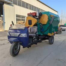养殖牛羊撒草车 3立方电动撒料车 混合饲料投料机