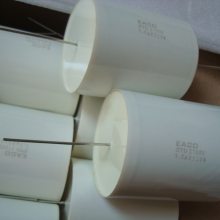 EACOĤ SHF 900V 300UF SHF-900-300-MB SHF-900-300 -FB