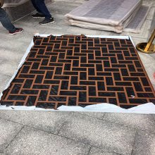 铝合金型材方管焊接铝窗花 隔断木纹铝格栅装饰材料