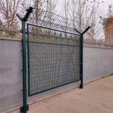 机场护栏网定制Y型柱刀刺隔离网优盾防护钢丝网围栏