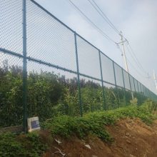 仁久护栏厂定制安装足球场护栏 品质篮球场围网浸塑运动场护拦网