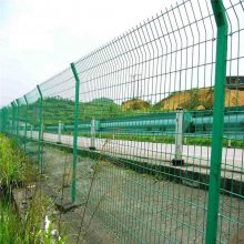 宇润 双边丝护栏网桃型柱养殖防护绿色铁丝网户外圈地围挡网