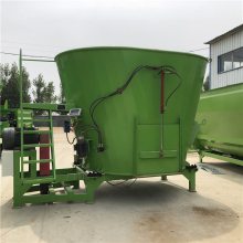 5立方TMR饲料搅拌机 液压出仓料草混合机 自动称重混料机