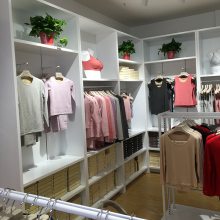 内衣展厅设计 内衣店装修 家居服展柜 丝袜货架