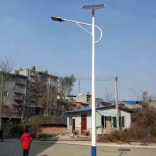定兴县太阳能道路灯5米40瓦一体灯 做led路灯的厂家