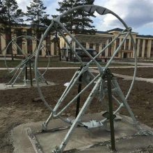 桂林 渡海登岛器材 抗眩晕训练器材 在全长6米 宽2米的平台上作训