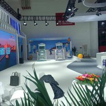 贵阳市VR蛋椅出租VR摩托车租赁VR冲浪