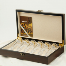 书型翻盖硬礼盒设计定做，茶叶化妆品包装盒定制，手机耳机盒 磁吸翻盖盒定做
