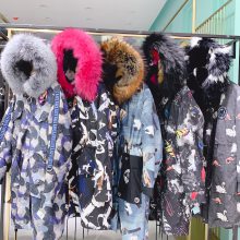 高端休闲***皮草派克服2019年新款冬装品牌折扣女装走份批发进货渠道