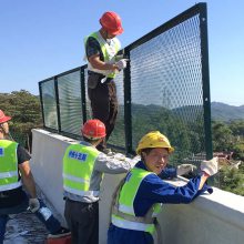 廣州噴塑鋼絲網(wǎng)護(hù)欄 高空防墜網(wǎng)現(xiàn)貨 雜物防拋網(wǎng)廠家