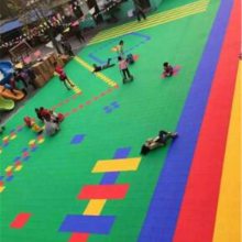 室外篮球场幼儿园悬浮拼装地板羽毛球场室外塑胶场运动地板