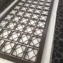 ŷ 