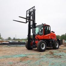 叉车四驱越野工地用内燃搬运车山地液压堆高软包夹燃油叉车