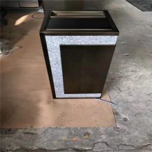 榆林 香槟金长筒按压式垃圾桶现货供应 原色花瓶落地式垃圾桶 商场过道环保垃圾箱