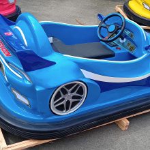 Childrens battery bumper car儿童电瓶碰碰车豪华款