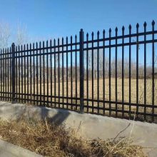新农村建设锌钢围网 水库防攀爬栏杆 南水北调工程防护栏
