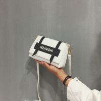 2018新款包包女韓版百搭時(shí)尚小方包單肩斜挎包簡(jiǎn)約大氣撞色豆腐包