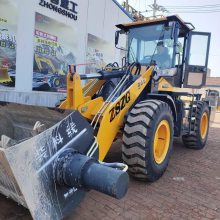 搅拌混凝土铲车A装载机自带搅拌机A铲车搅拌斗一机多用