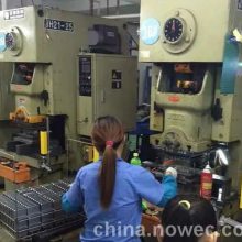 广州花都区旧工厂设备回收，整厂二手机械设备利用 多模旧注射机收购