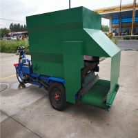 养殖场猪羊饲料草撒料车 小型散装饲料运输车 澜海饲料撒料车