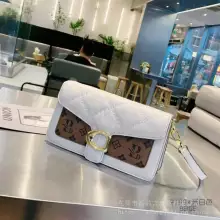 ݸó羳 ӦȫƤб