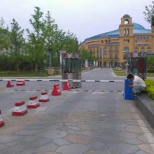 门禁道闸多少钱-河南平顶山门禁道闸-道盛电子